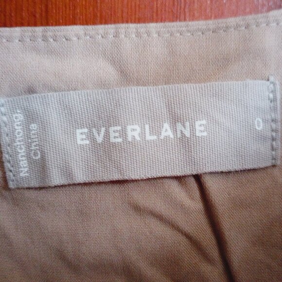 Everlane -The Washable Silk Cropped Cami - Picture 4 of 4